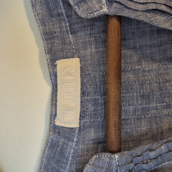 CP Shades 100% Linen Chambray Pintucked Mini Dress Sleeve Tabs V Neck - Picture 3 of 6